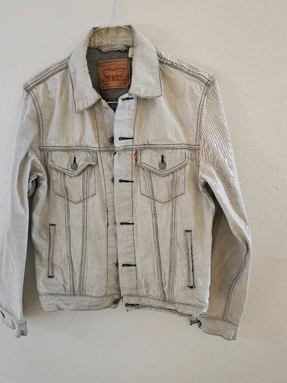 LEVI'S MEN JEAN JACKET MEDIUM (perfectly distressed) {#921-1}